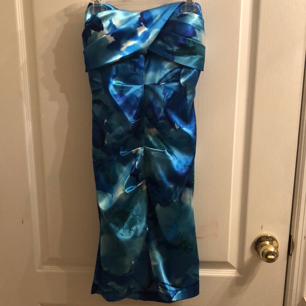 Blue Watercolor Floral Strapless Bombshell Homecoming Dress